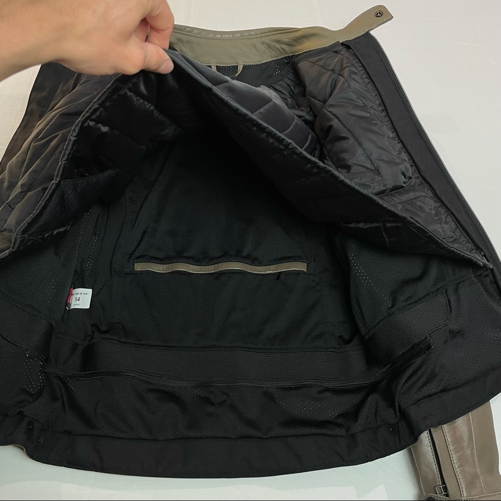 Dainese bike jacket - Picture 3 of 5
